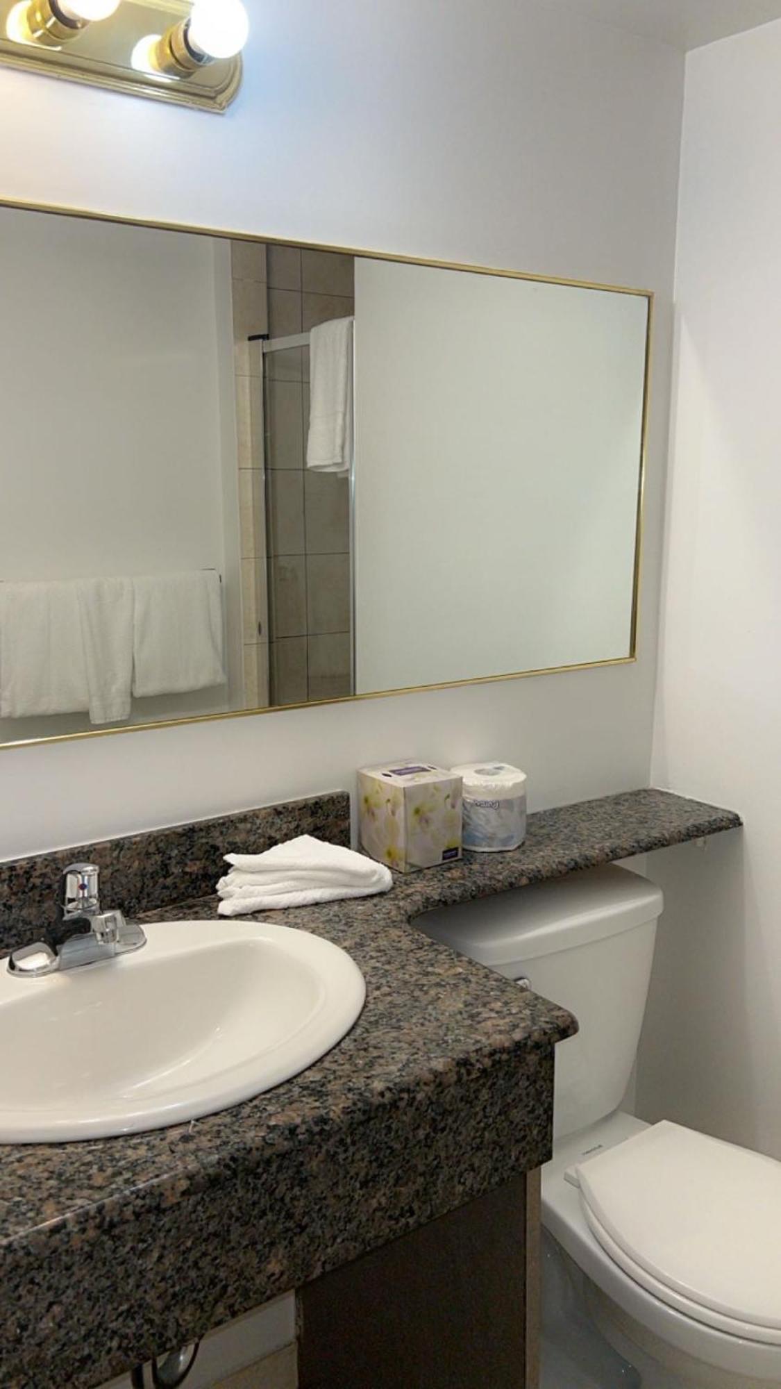 Hotel Newstar มอนทรีอัล ภายนอก รูปภาพ